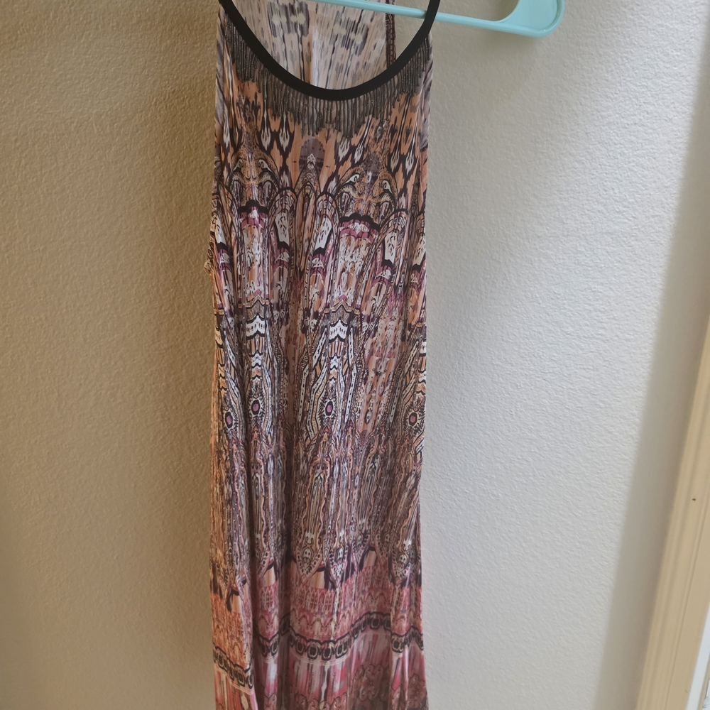 Robert Graham Vibrant Patterned Maxi Dress - Picture 4 of 7